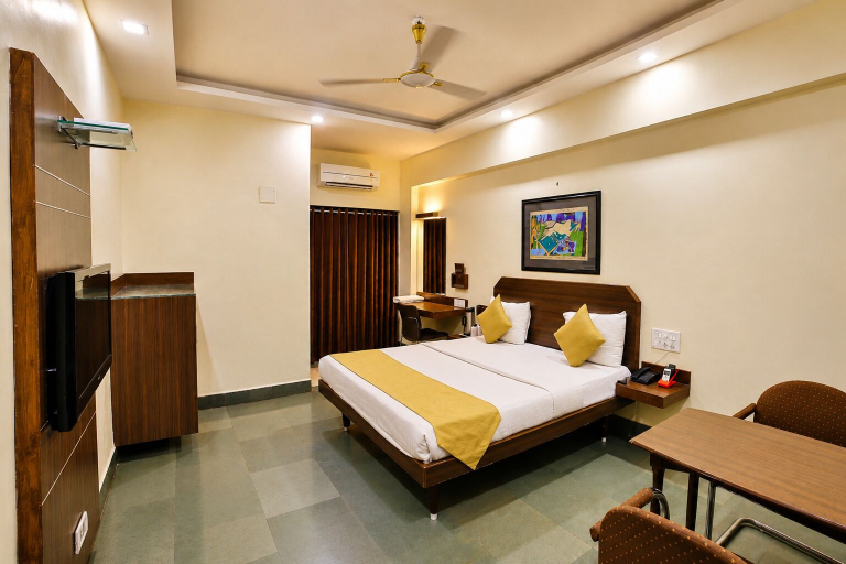 Bedroom 3, Hotel Hospice Near Surat Railway Station, Surat