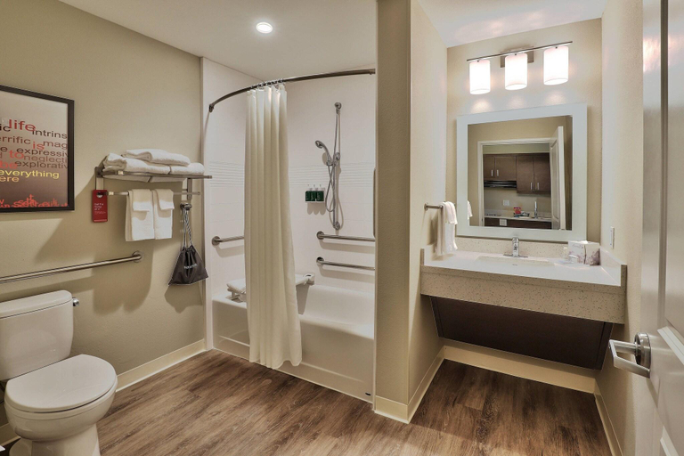Bathroom 5, TownePlace Suites by Marriott Albuquerque Old Town, Bernalillo