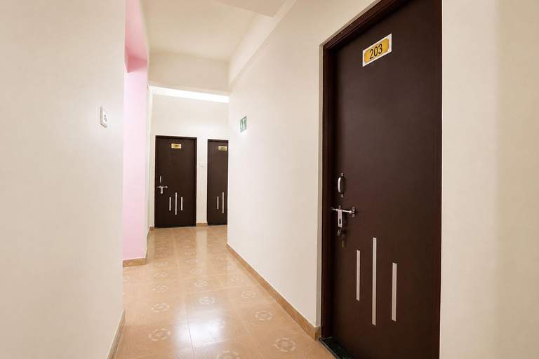 Lobby 5, Via Royal Rest Rooms, Pune