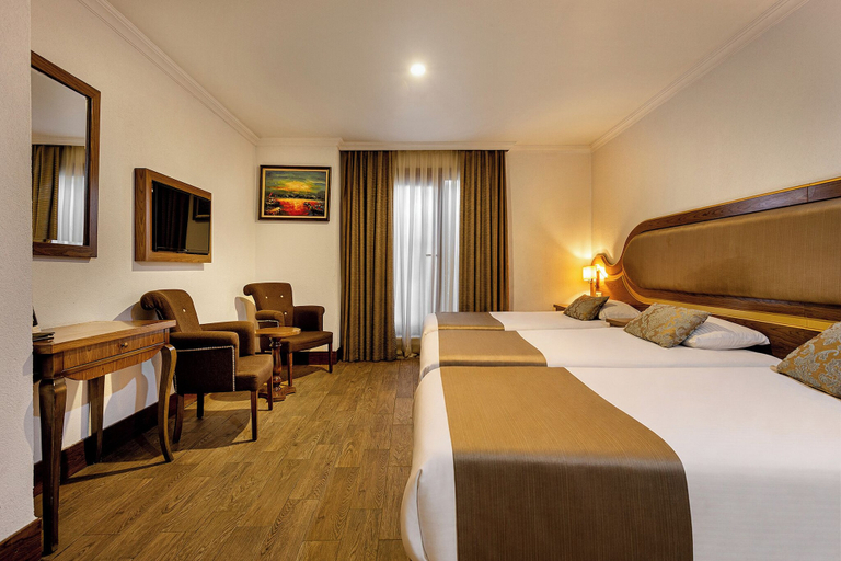 Bedroom 2, The Central Hotel, Fatih