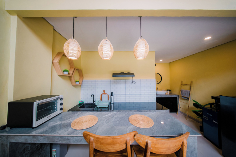 Private kitchen 3, The Loloan Loft, Badung