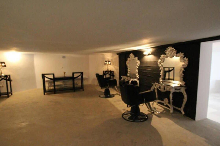 Others 5, Beachside Villa with Private Pool, Málaga