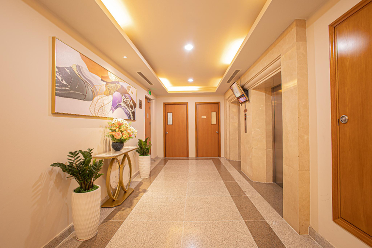Public Area 2, Mayfair Suites Serviced Apartment, District 1