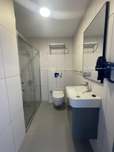 Bathroom 4, Marmaris Kensington Green, Marmaris