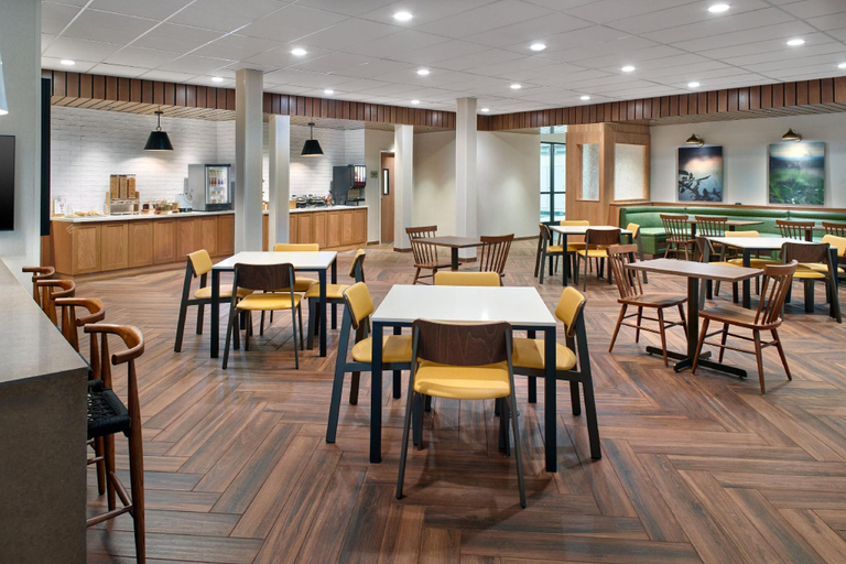 Food & Drinks 5, Fairfield Inn & Suites by Marriott Decatur, Morgan