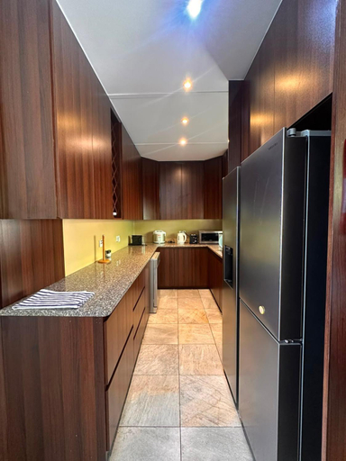 Others 4, Villas Castan