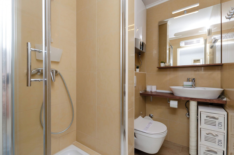 Bathroom, Apartments Mario Coastal Home, Murter