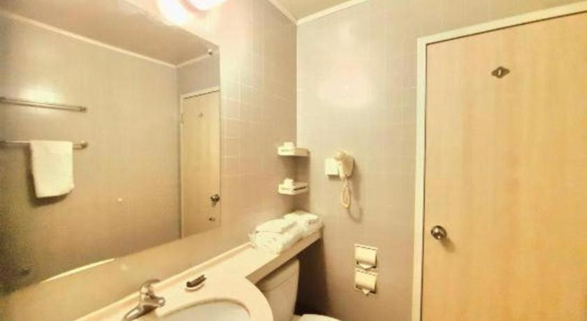 Bathroom 3, Jinjiang Inn Wuhan Wujiashan Development District Branch, Wuhan