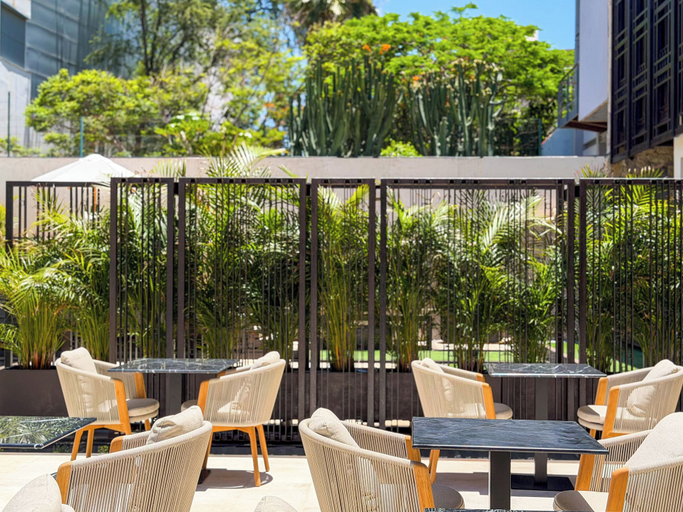 Outdoor dining 2, Boutique Hotel Cordial Galdós Jardín, Las Palmas