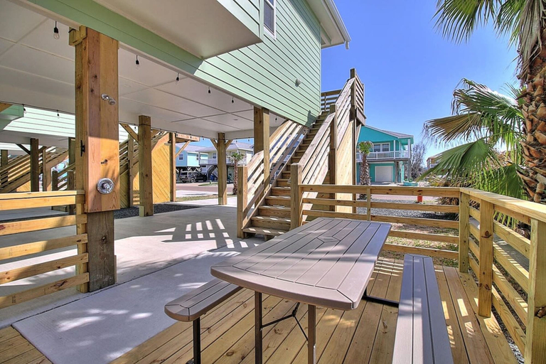 Room 2, Sweet Home La Cabana Patio BBQ Community Pool, Nueces