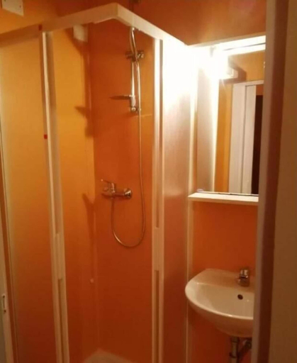 Bathroom 5, Hotel Simon, Rimini