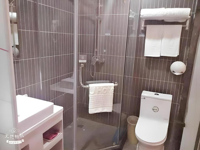 Bathroom 4, Thank Inn Plus Hotel Gansu Lanzhou Chengguan District Railway Station, Lanzhou