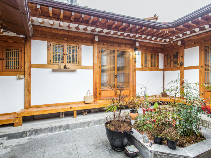 Exterior & Views 1, Guesthouse Soo, Jongno