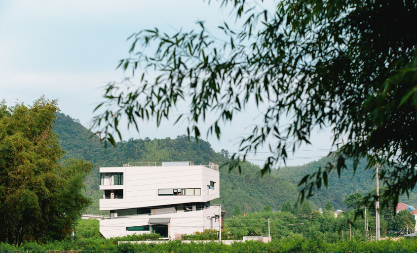 Exterior 2, Mogan Mountain Dibeli-in the fields, Huzhou
