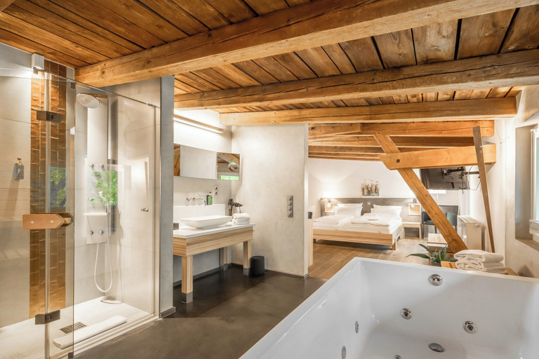 Bathroom 5, Klostermühle, Rotenburg (Wümme)