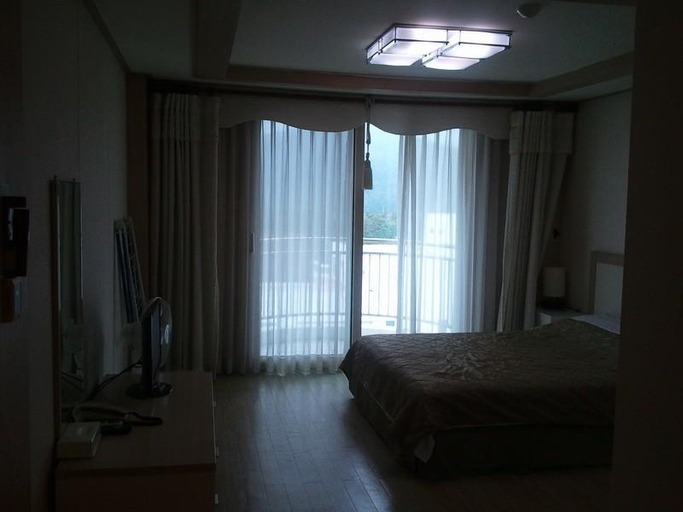 Bedroom 3, Il Sung Seorak Resort, Goseong