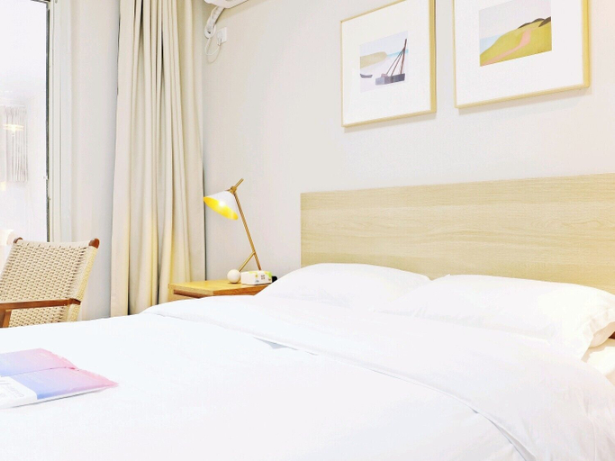 Room 3, Shanghai Hills & Linghu's Cozy 3-BedHome, Shanghai