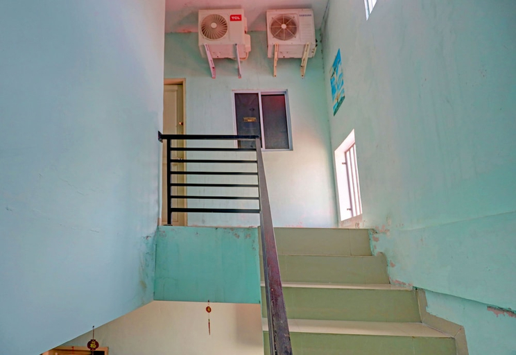 Public Area 2, Hotel O Octav Homestay, Batam