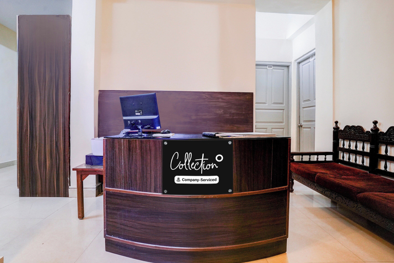 Lobby 5, Collection O Panjim Near Miramar Beach, North Goa