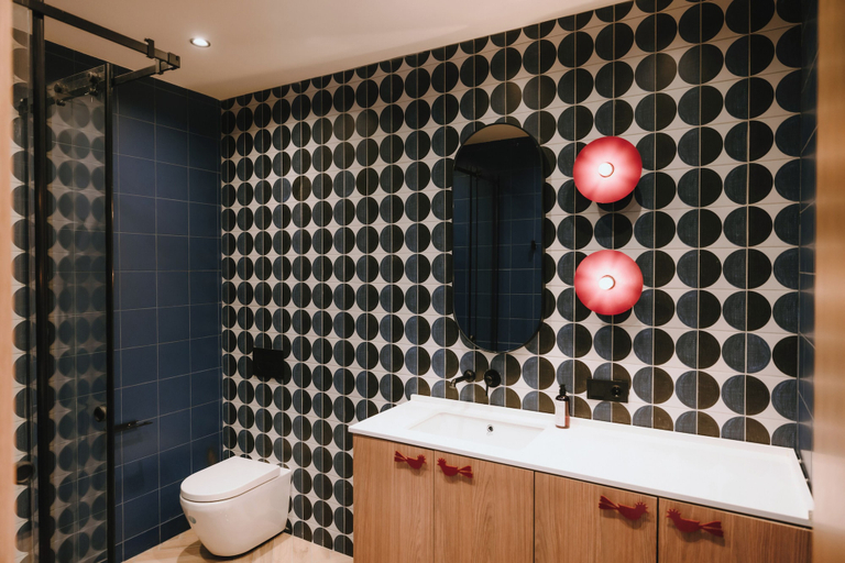 Bathroom 2, Meidan Heritage Suites, Tbilisi