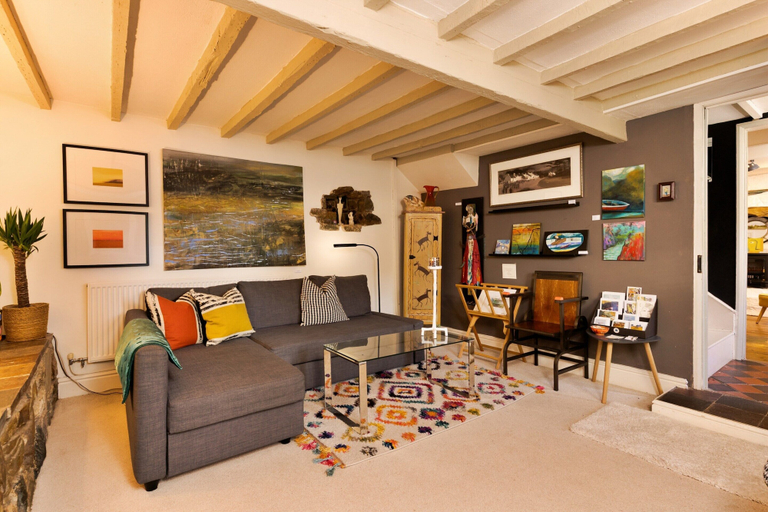 Living room 2, Artistic Fishguard Cottage for 4, Pembrokeshire