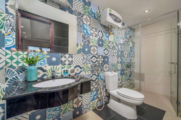 Bathroom 4, Vina Spa Hotel, Huế