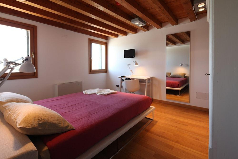 Bedroom 2, Venissa Wine Resort, Venezia