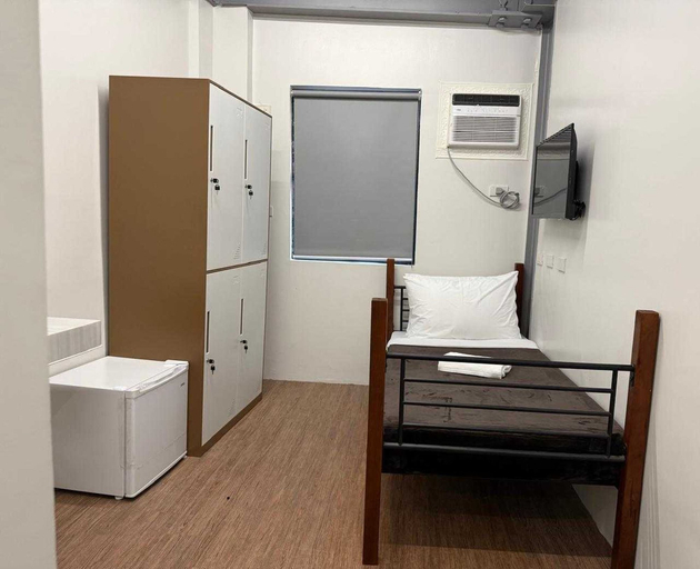 Room 3, Townhouse Oak Nexgen Apartments & Hotel, Pasay City