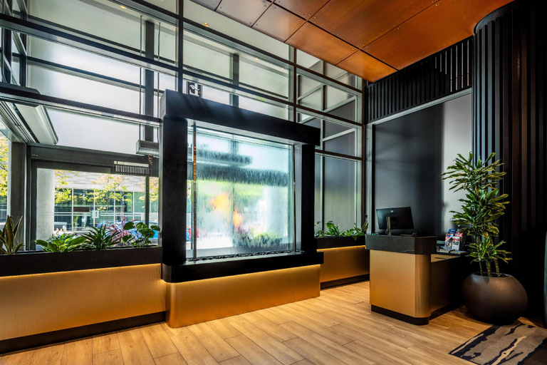 Public Area 2, Embassy Suites Montréal by Hilton, Montréal