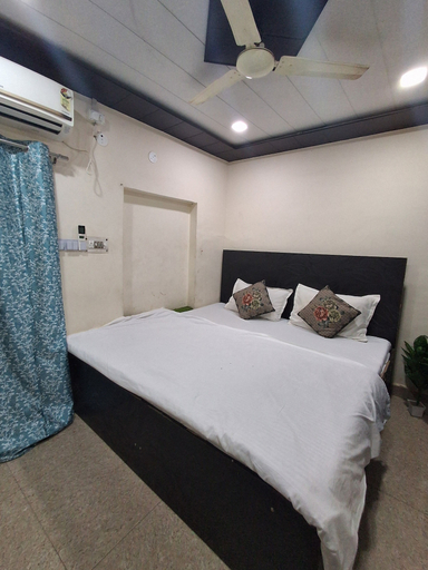 Room 2, Ladli homes, Mathura