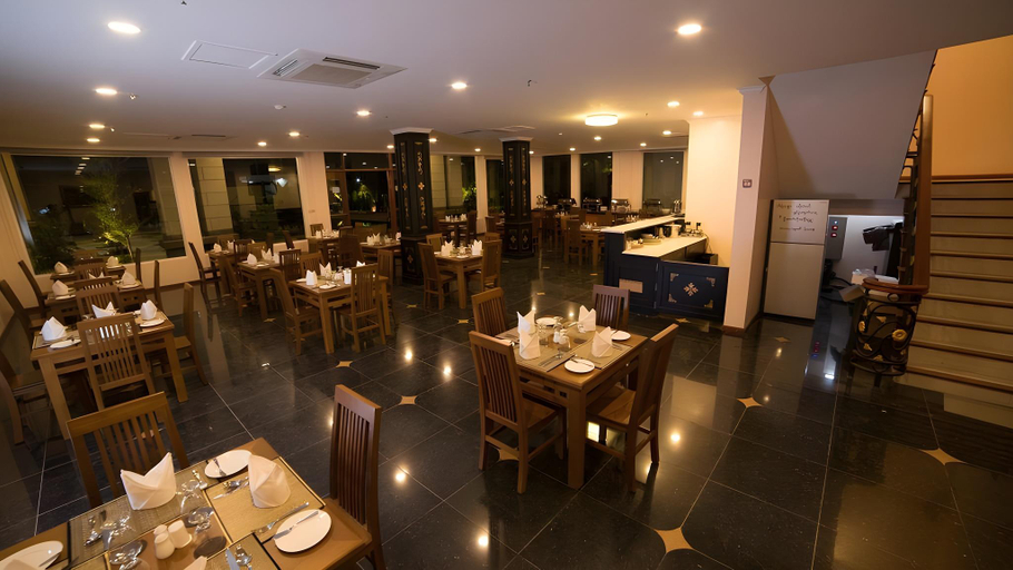 Food & Drinks 5, Thiri Thitsar Hotel, Mandalay