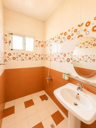 Bathroom 2, Du Du Hao B&B, Taitung