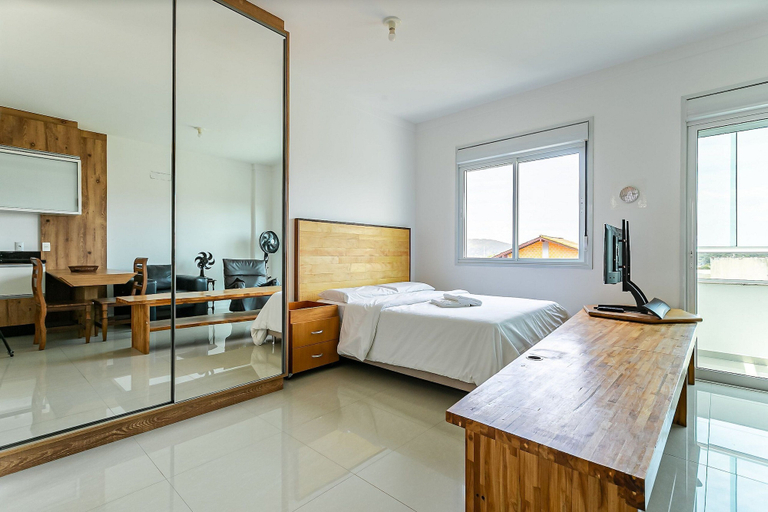Room 2, New Studio 900 m From Lagoa da Conceicao - Ecm204, Florianopolis