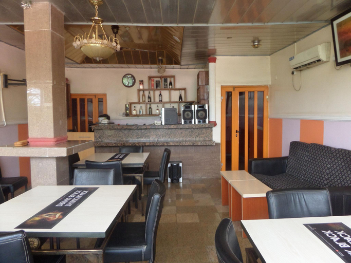 Food & Drinks 4, Aneio Hotel, AbujaMun
