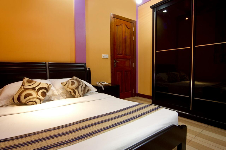 Bedroom 2, Casadana Inn, Malé