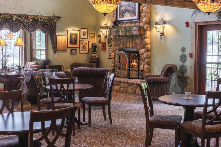 Food & Drinks 5, Hearthstone Inn & Suites, Greene