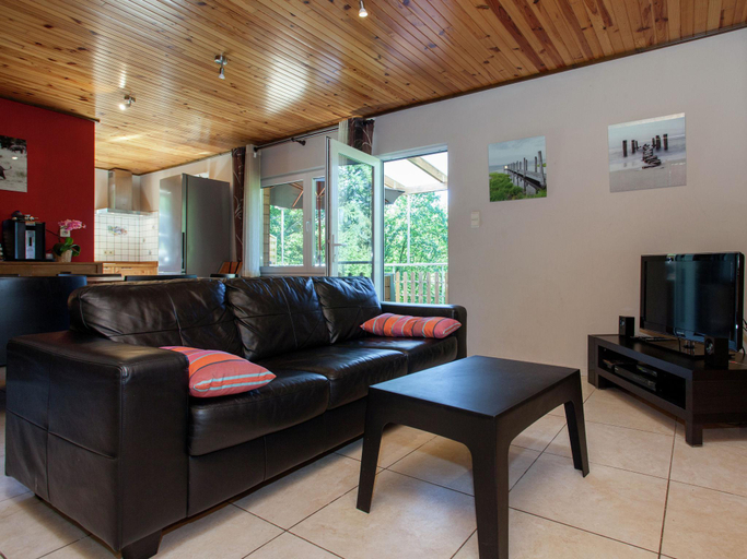 Others 4, Modern Chalet in Sougné-Remouchamps near Forest, Liège
