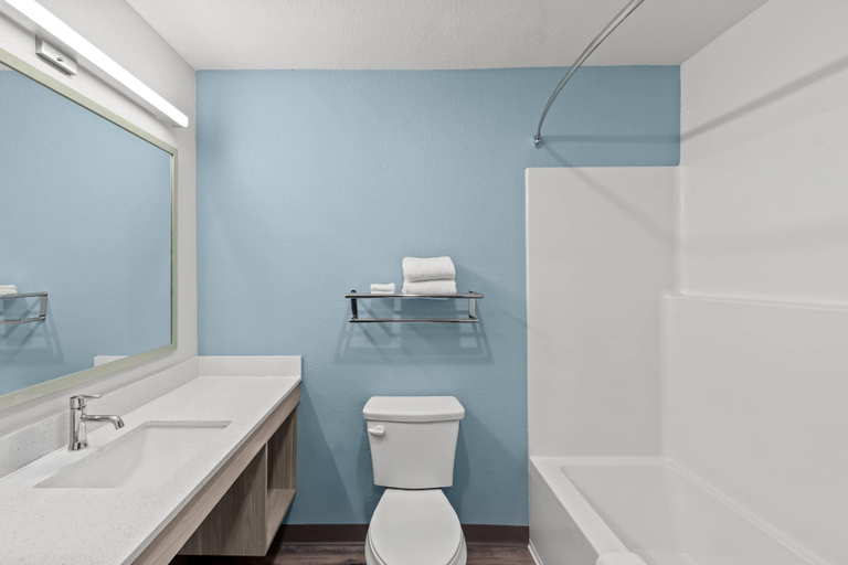 Bathroom 2, WoodSpring Suites Atlanta Canton, Cherokee