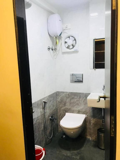 Bathroom, Hotel Shabana, Mumbai City
