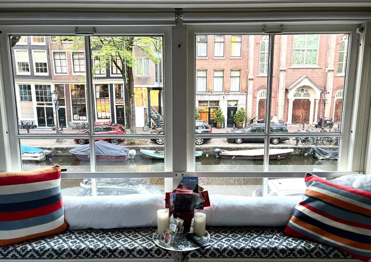 Others 4, Jackie O Studio, Amsterdam