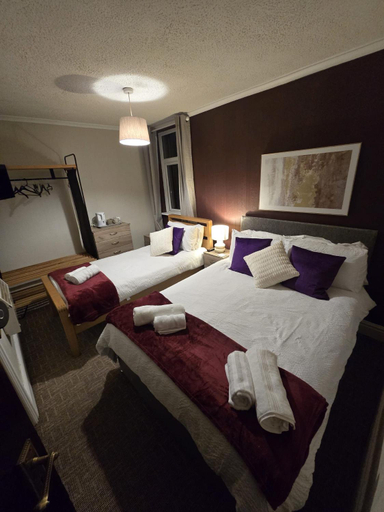 Bedroom 4, Lynton Hotel, Blackpool