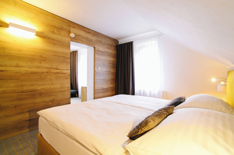 Bedroom 3, Hotel Ski, Žďár nad Sázavou