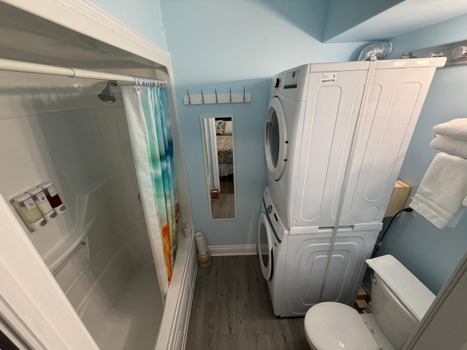 Bathroom 3, The Inn at Fisherman's cove, Halifax