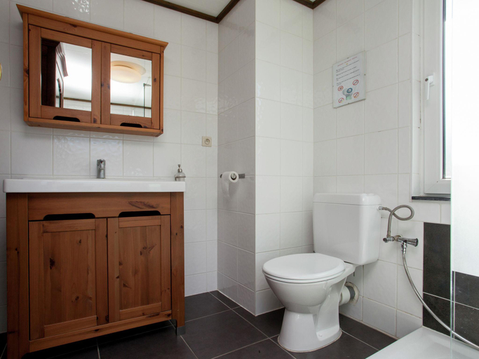 Bathroom 3, Modern Chalet in Sougné-Remouchamps near Forest, Liège
