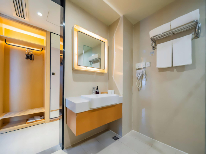 Bathroom 4, JI Hotel Chengdu Wuhouci, Chengdu