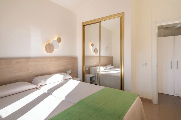 Bedroom 2, Cabot Club Torreblanca, Baleares