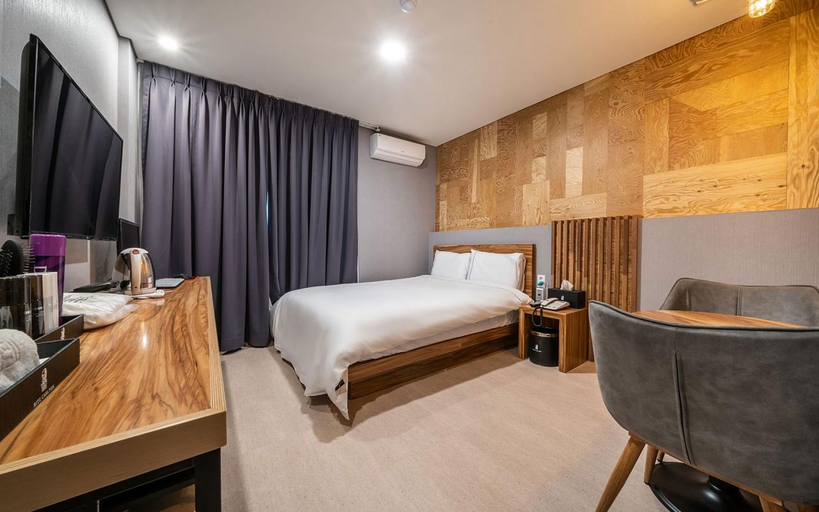 Bedroom 2, Wonju Ritz Carlton, Wonju