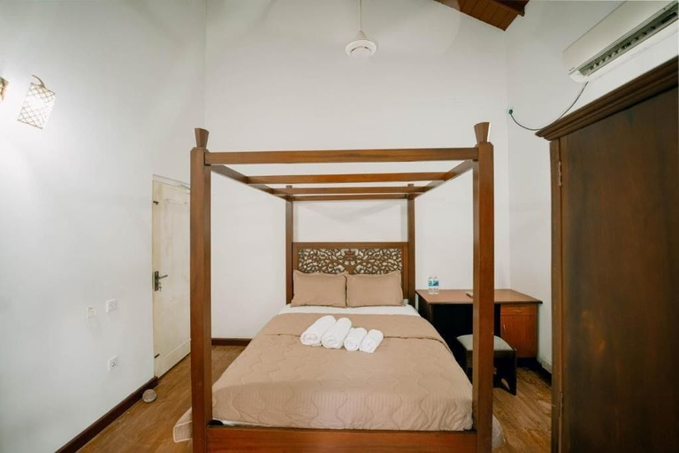 Room 2, Skyport Villa Negombo, Katana