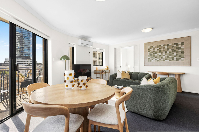 Room 1, Rest and Roam - A Executive Sepal Stay, Perth
