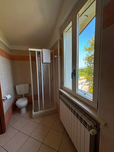 Bathroom 3, Albergo Quattro Pini, Brescia